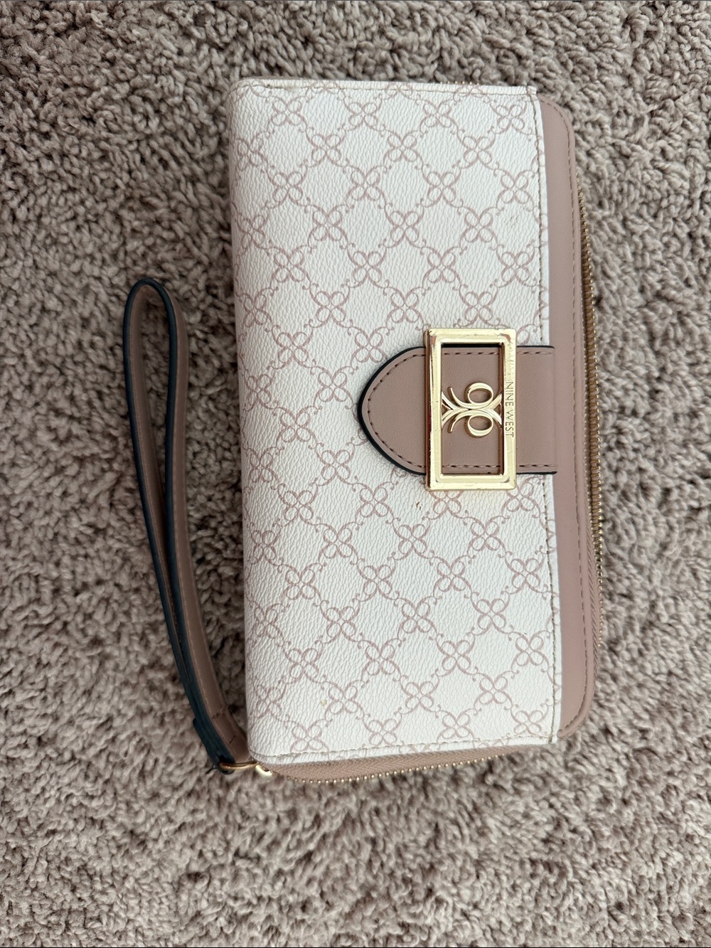 Nine West Blush and Cream Patterned Wristlet Wallet